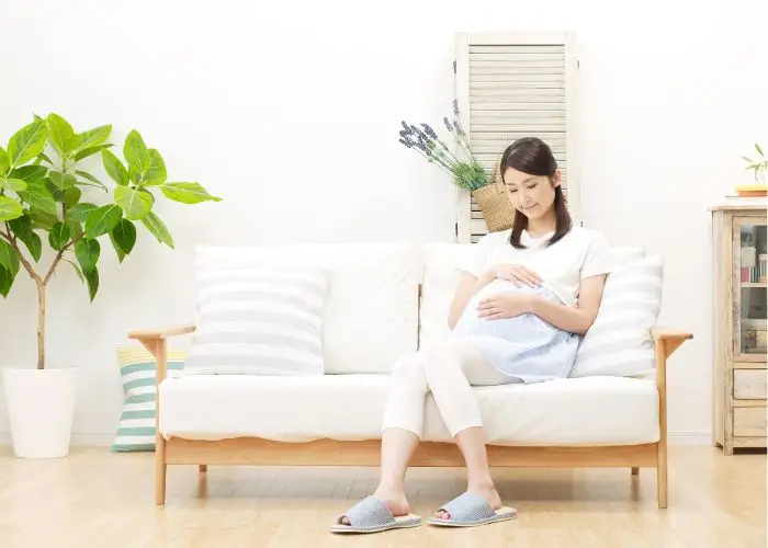 新型出生前診断をするか悩む妊婦さん